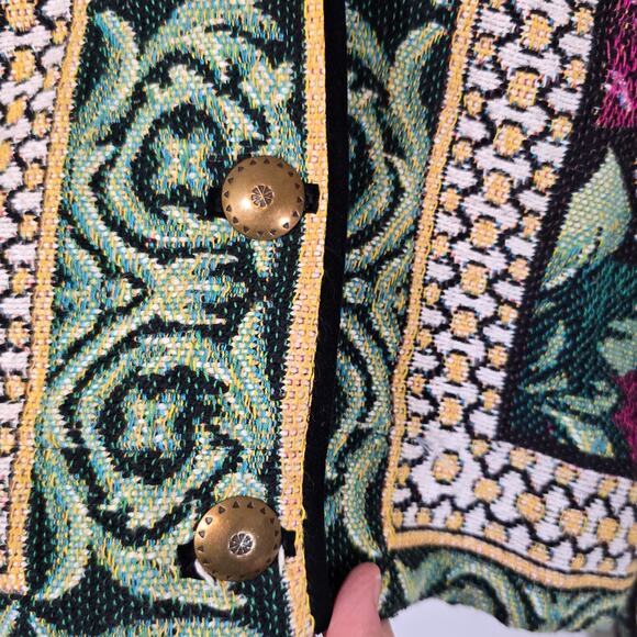 Vintage Outdoor Elegance Tapestry Jacket Women's M Red Rose Cottagecore Boho - Picture 4 of 6